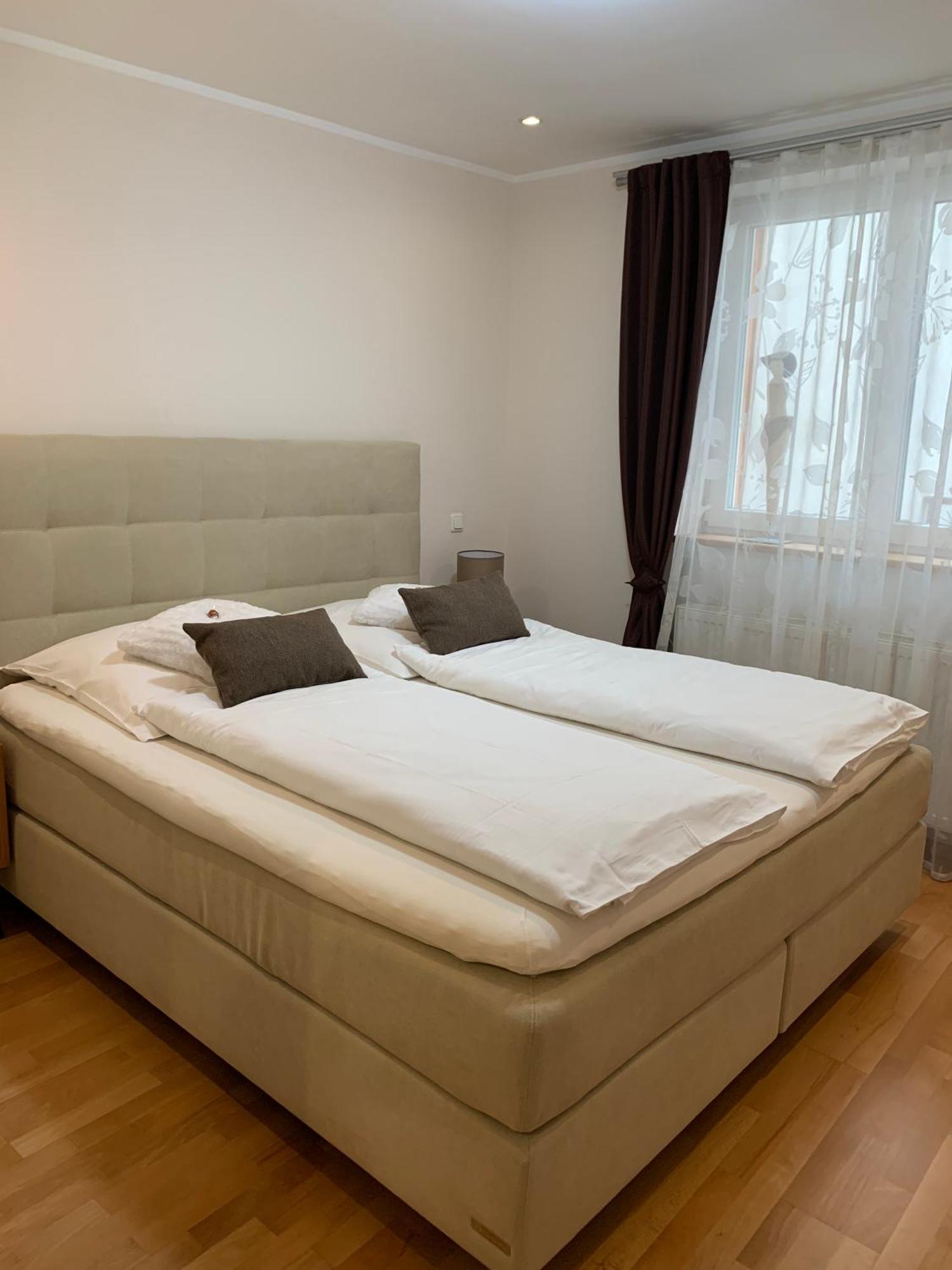 Ferienwohnung Janus Altstadt-Hameln Haus 2 Inklusive Parkplatz - Mit Und Ohne Terrasse Oder Loggia Hamelin Exteriör bild