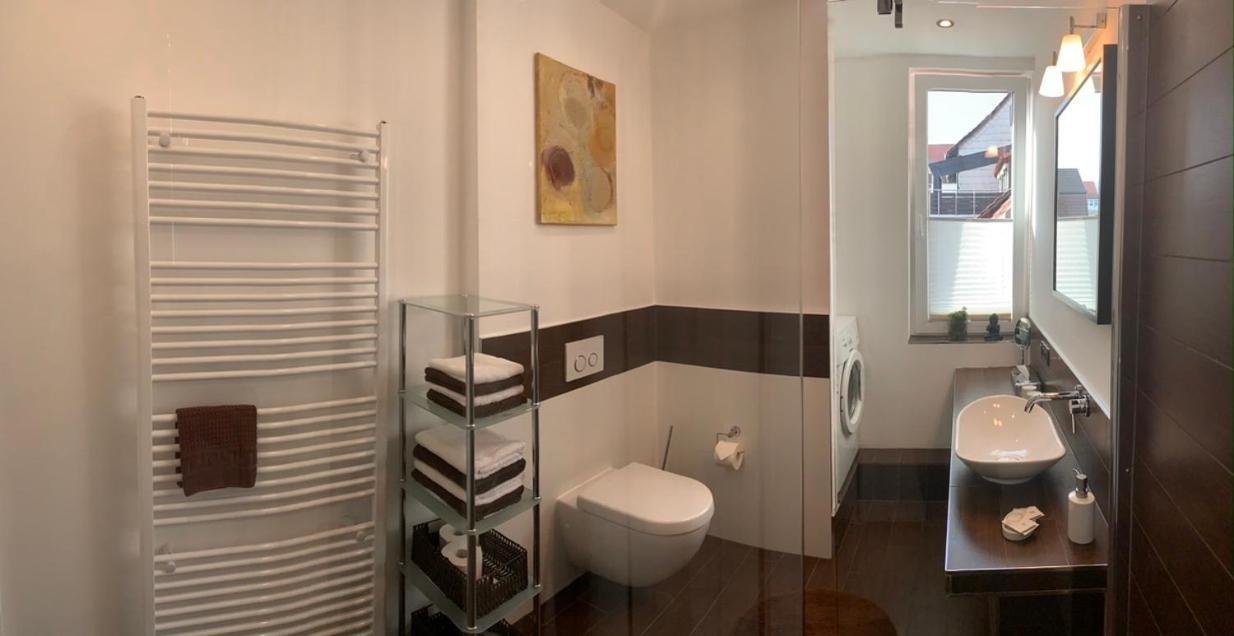Ferienwohnung Janus Altstadt-Hameln Haus 2 Inklusive Parkplatz - Mit Und Ohne Terrasse Oder Loggia Hamelin Exteriör bild